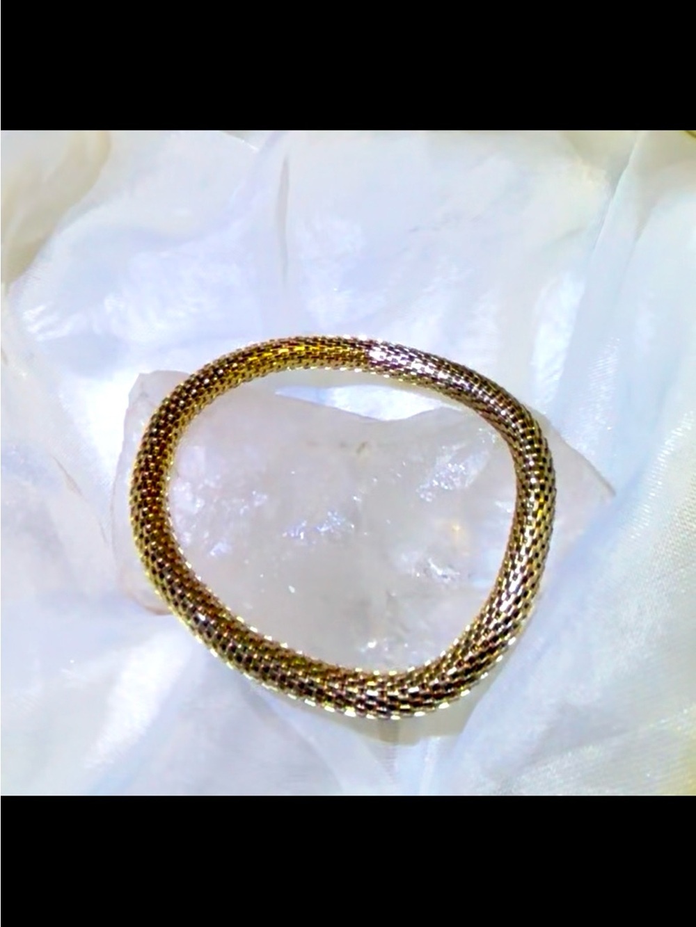 Vintage Gold Toned Mesh Bangle Bracelet - Women Jewelry